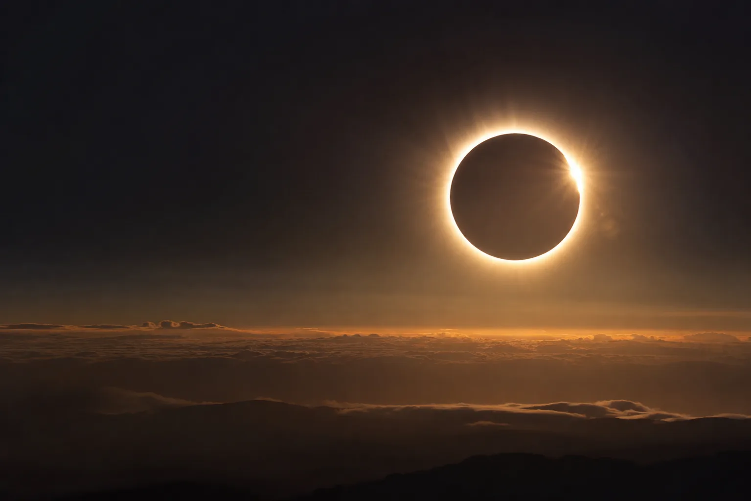 Eclipses: what they are, what they move, and how to read the total solar eclipse of 12 August 2026